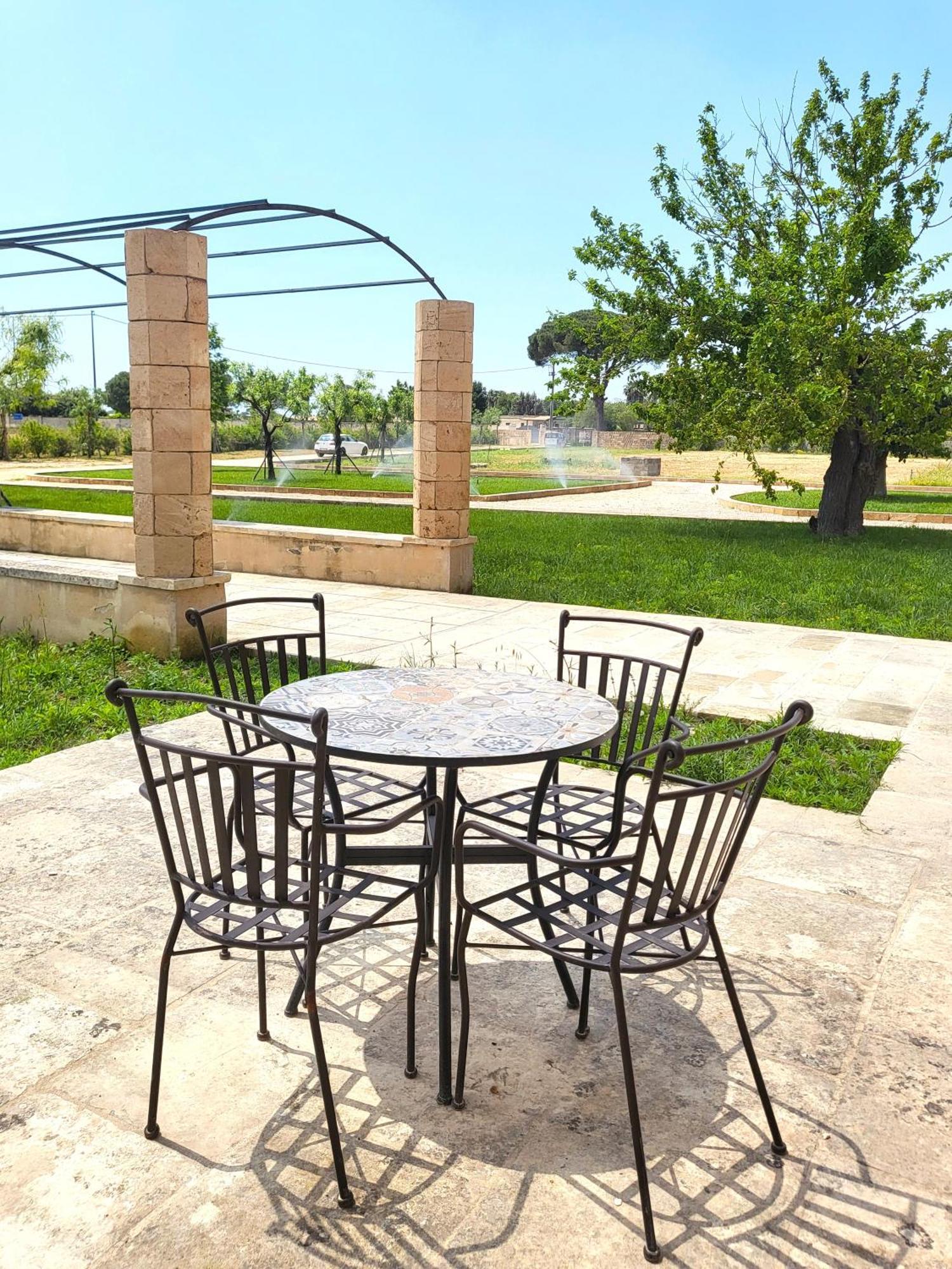 Casina Fontana Bed & Breakfast Лечче Экстерьер фото